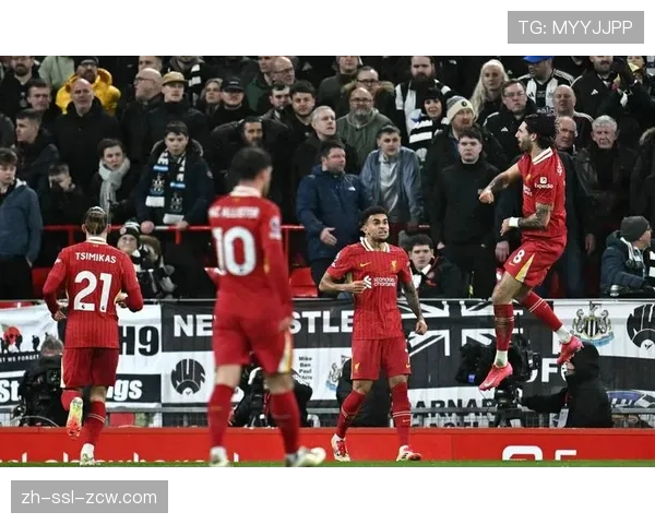 英超争冠白热化：阿森纳与利物浦将迎直接对话